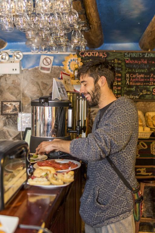 Albergue Ecopackers Hostels