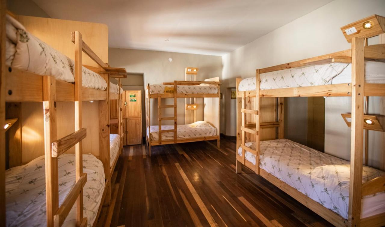 Ecopackers Hostels Albergue *